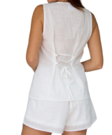By Frankie Emelia Wht Asym Vest