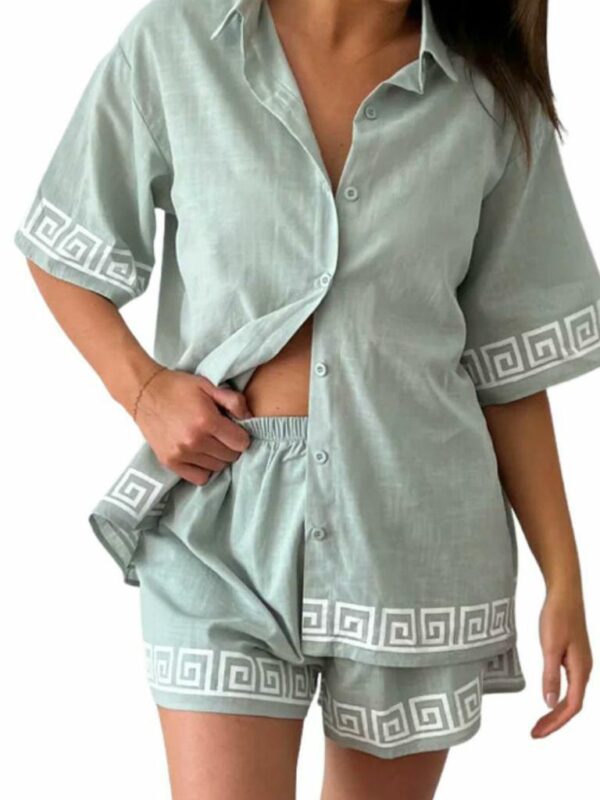 By Frankie Kyleigh Button Up Shirt