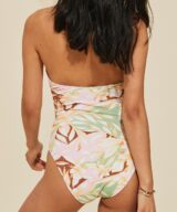 Quiksilver & Roxy Meadow Flowers Fashion Op