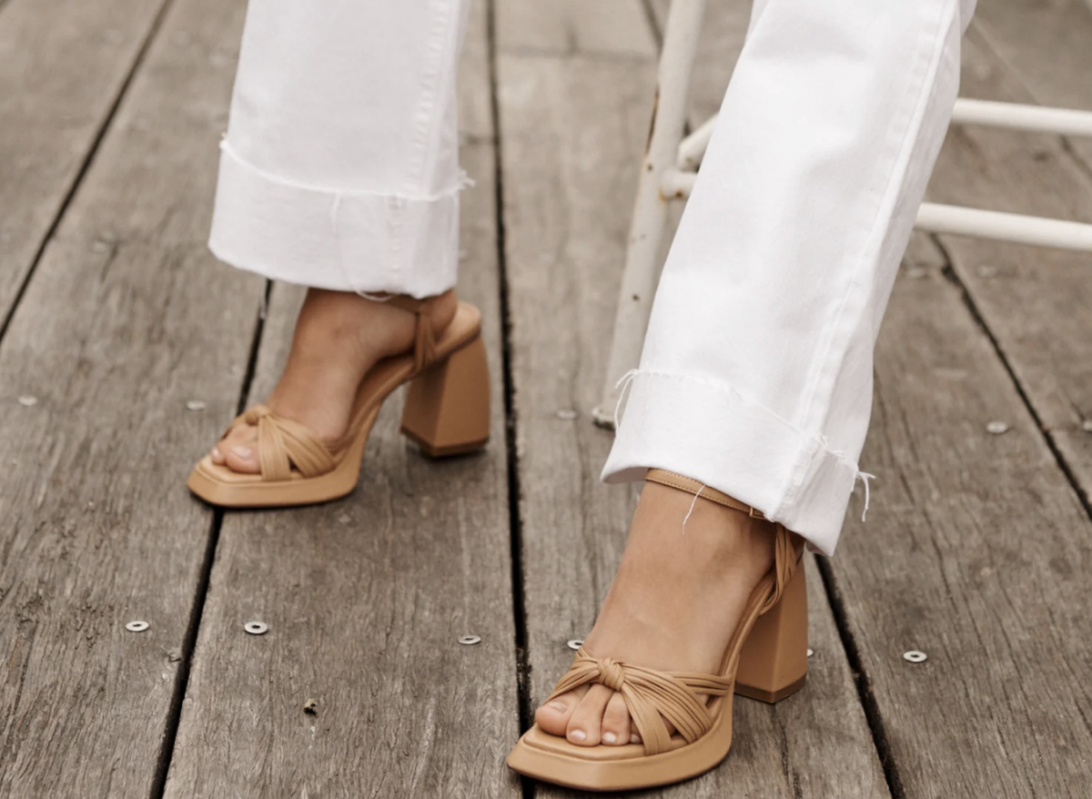 Sol Sana Sol=evita Platform Heel