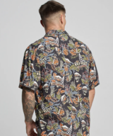 Mad Hueys the Island Captain Ss Sh