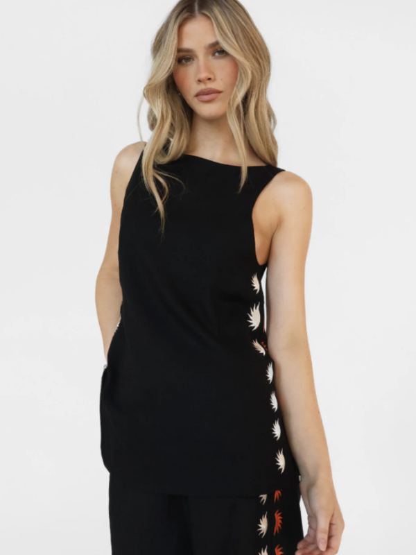Lost in Lunar Ezra Top