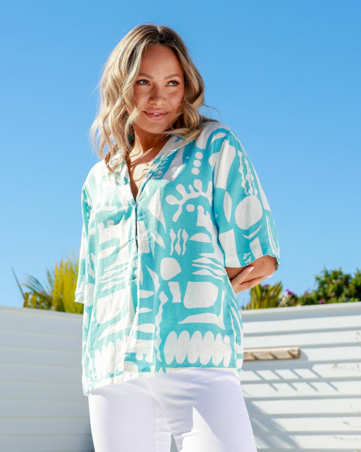 Label of Love Vienna Linen B/Up Top