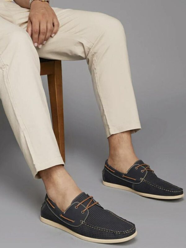 Uncut Un= Maya Shoe