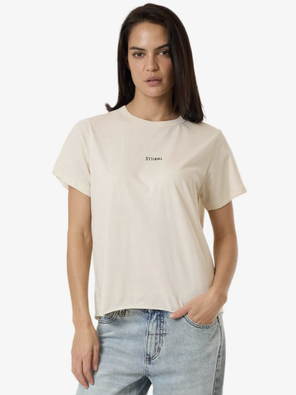 MINIMAL THRILLS RELAX TEE