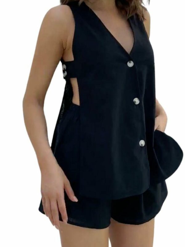 By Frankie Itzel Black Split Vest