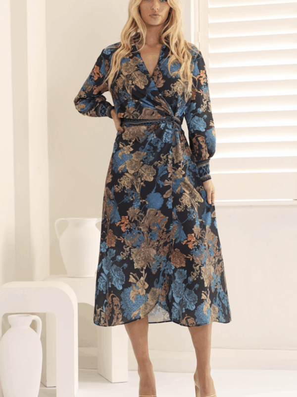 White Sandstorm Chateau Black Wrap Maxi D
